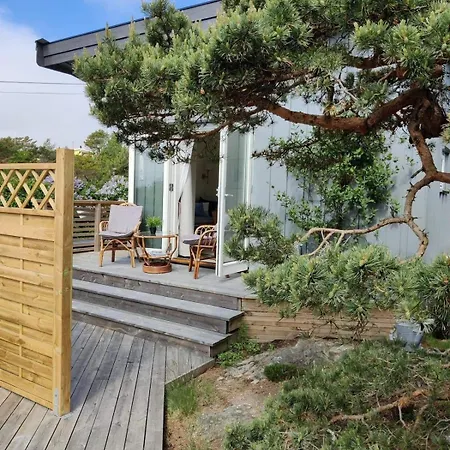 別荘 Sjarmerende Liten Gjestehytte